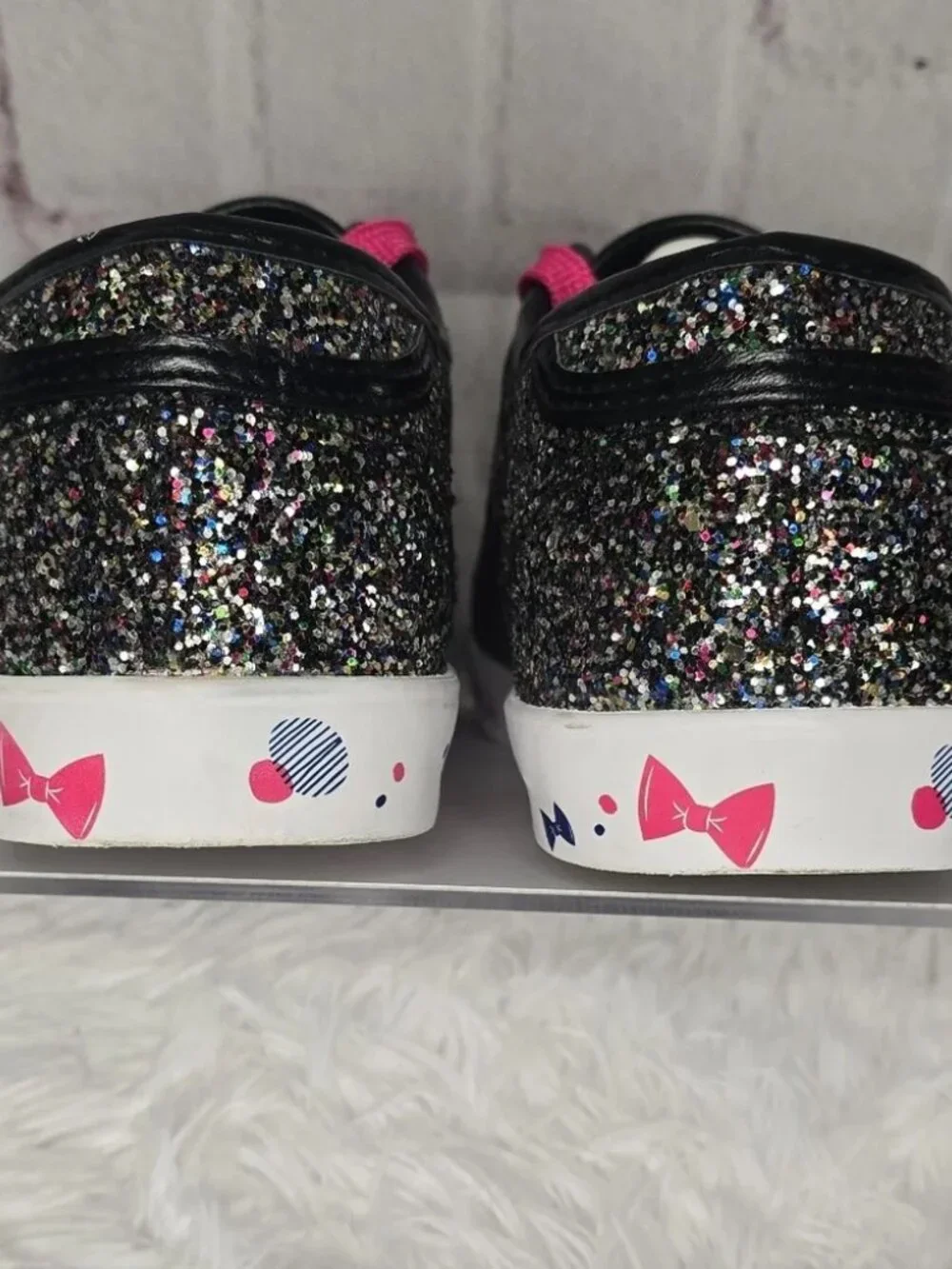 Disney Minnie Mouse Glitter Sneakers Pink Laces Women's Size 10